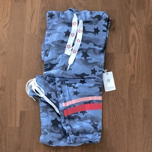 *see updated listing to purchase Medium* PJ Salvage Starlight Blue Camo Set - Picture 4 of 7